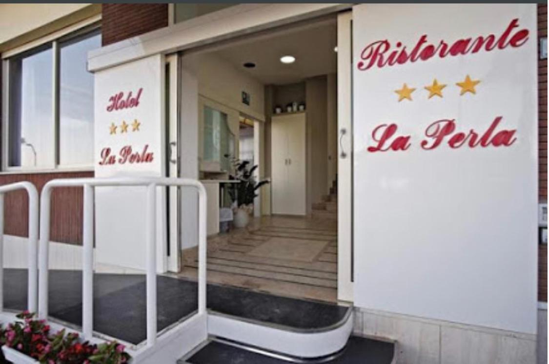 La Perla Hotel