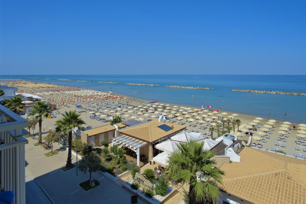 Hotel La Perla 3*